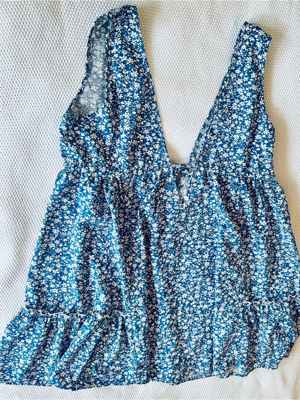 CUPSHE Tiered Ruffle Deep V & Back Blue Floral Tie-Front Sundress Mini Dress - Picture 9 of 14